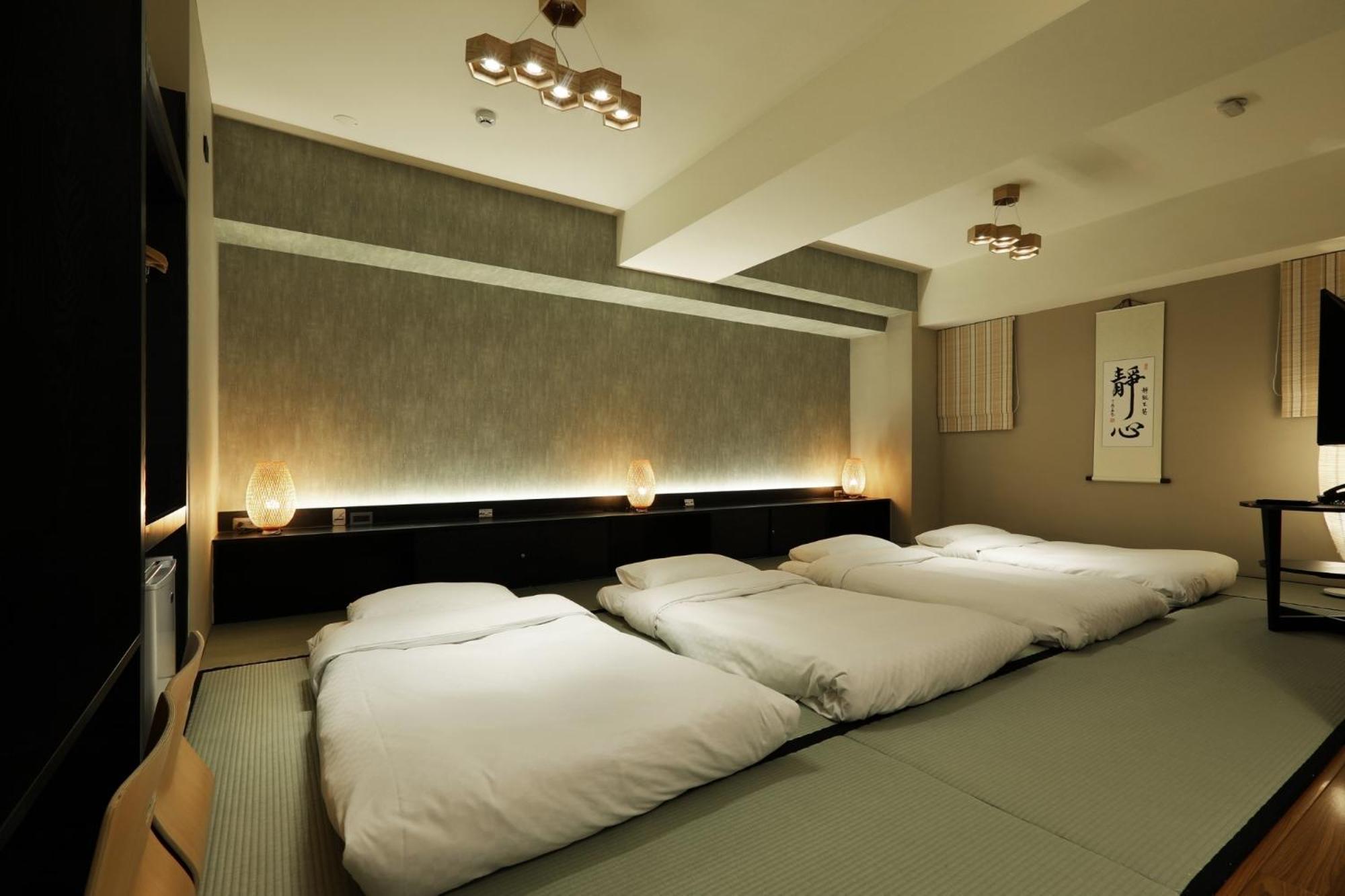 Kun Tour Hotel Taichung Ruang foto